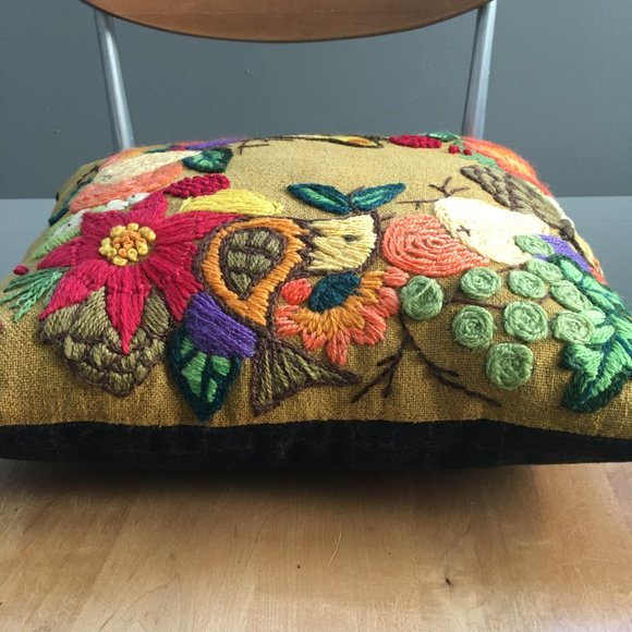 Vintage Finished Crewel Embroidery Repurposed Floral Rectangular Accent Pillow - Picture 10 of 16